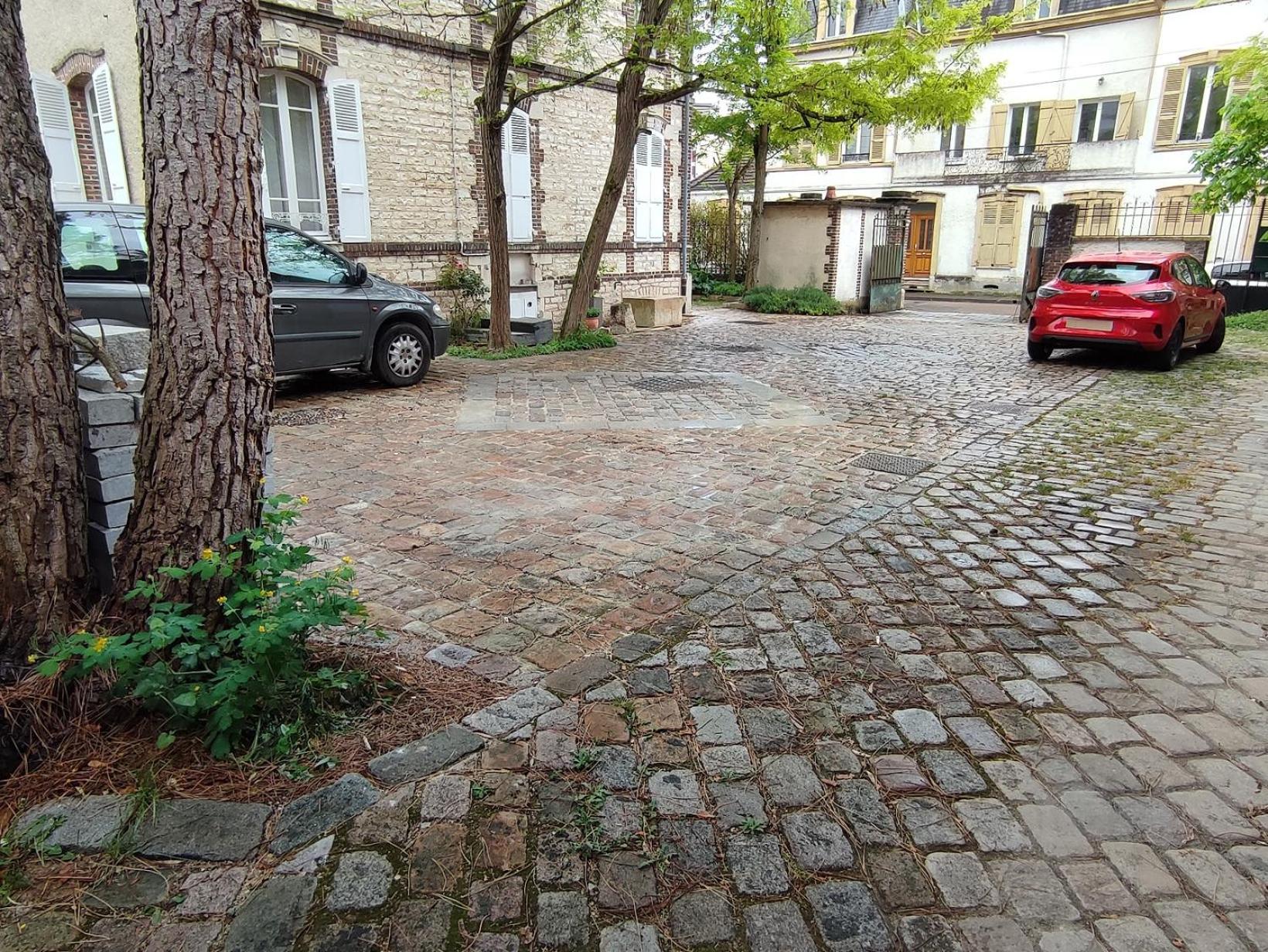 Au Fil De Troyes Bed & Breakfast Sainte-Savine ภายนอก รูปภาพ